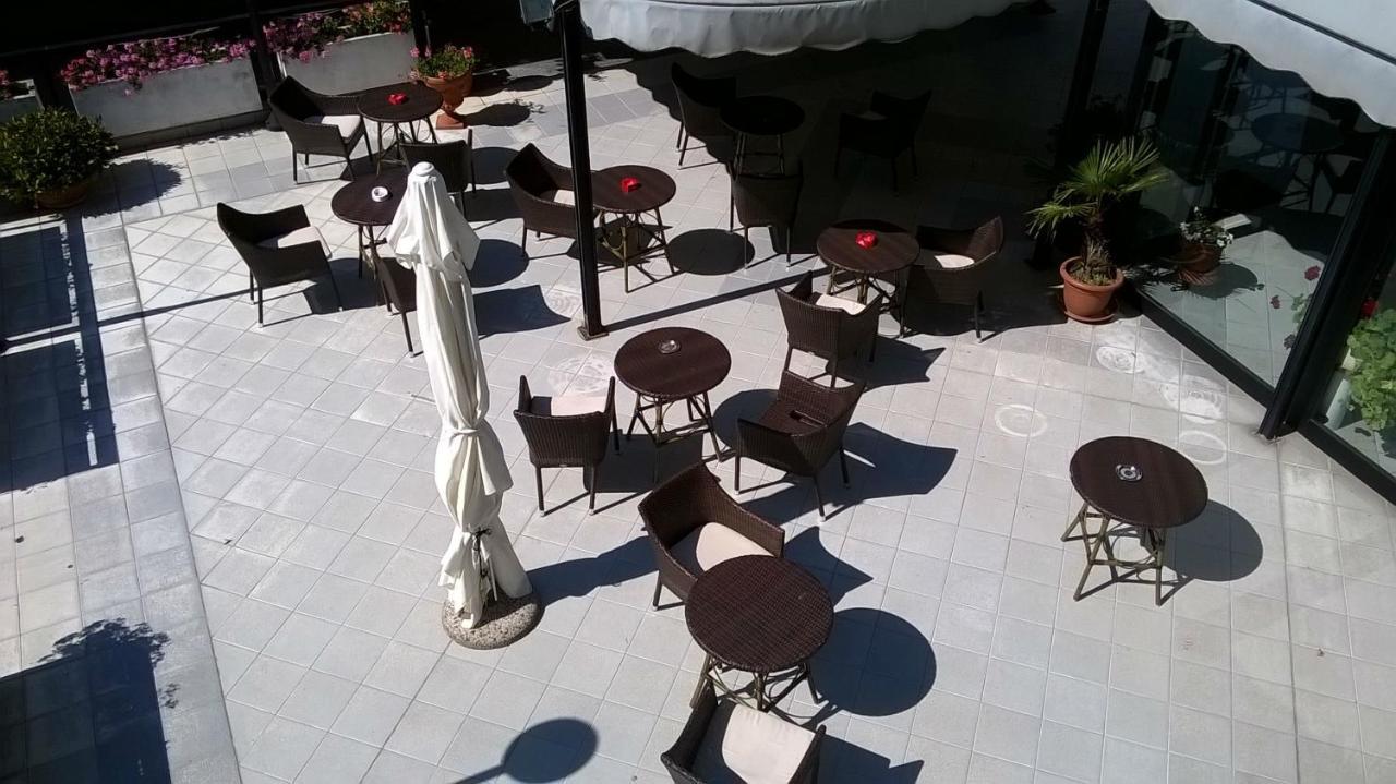 Hotel Du Parc Atri Kültér fotó