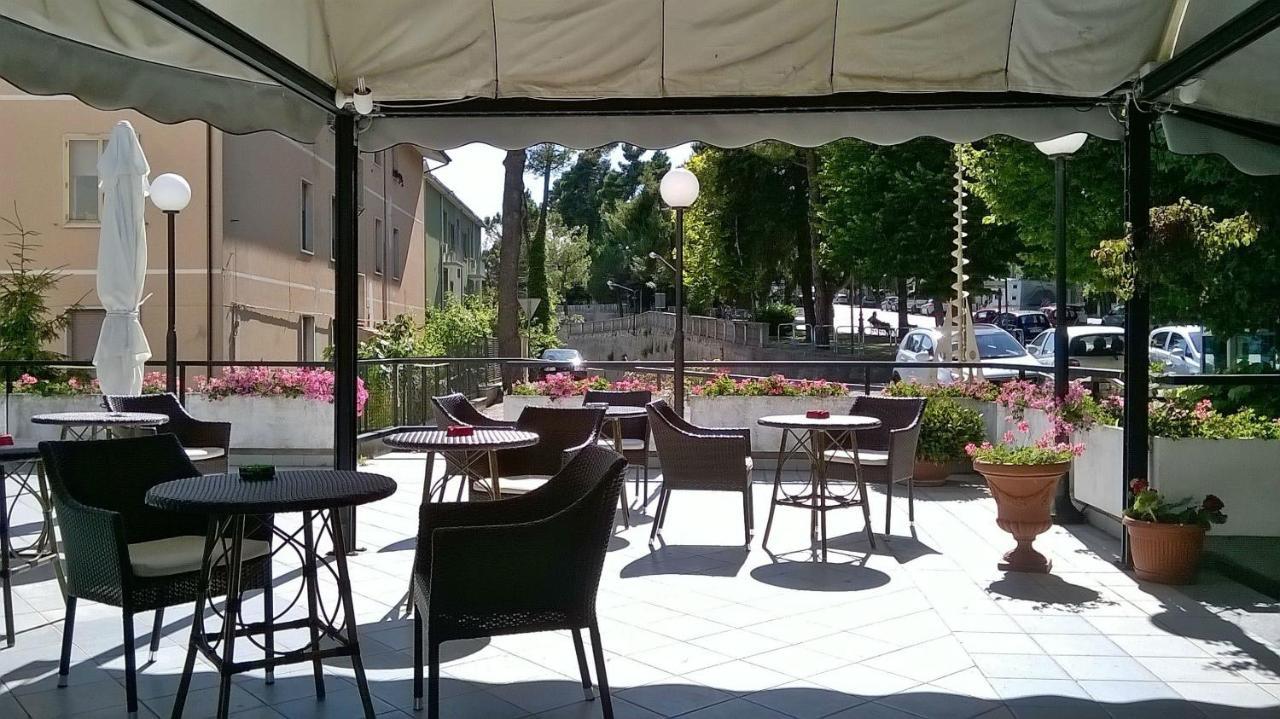 Hotel Du Parc Atri Kültér fotó