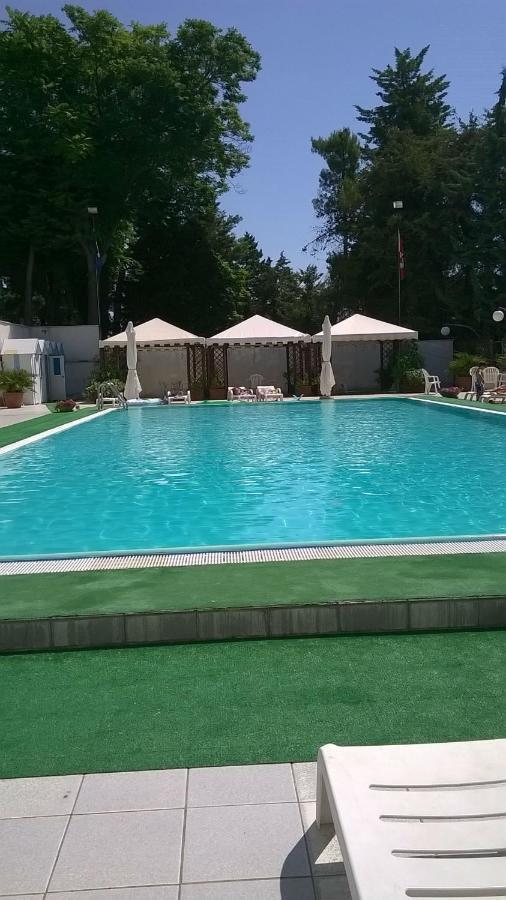 Hotel Du Parc Atri Kültér fotó