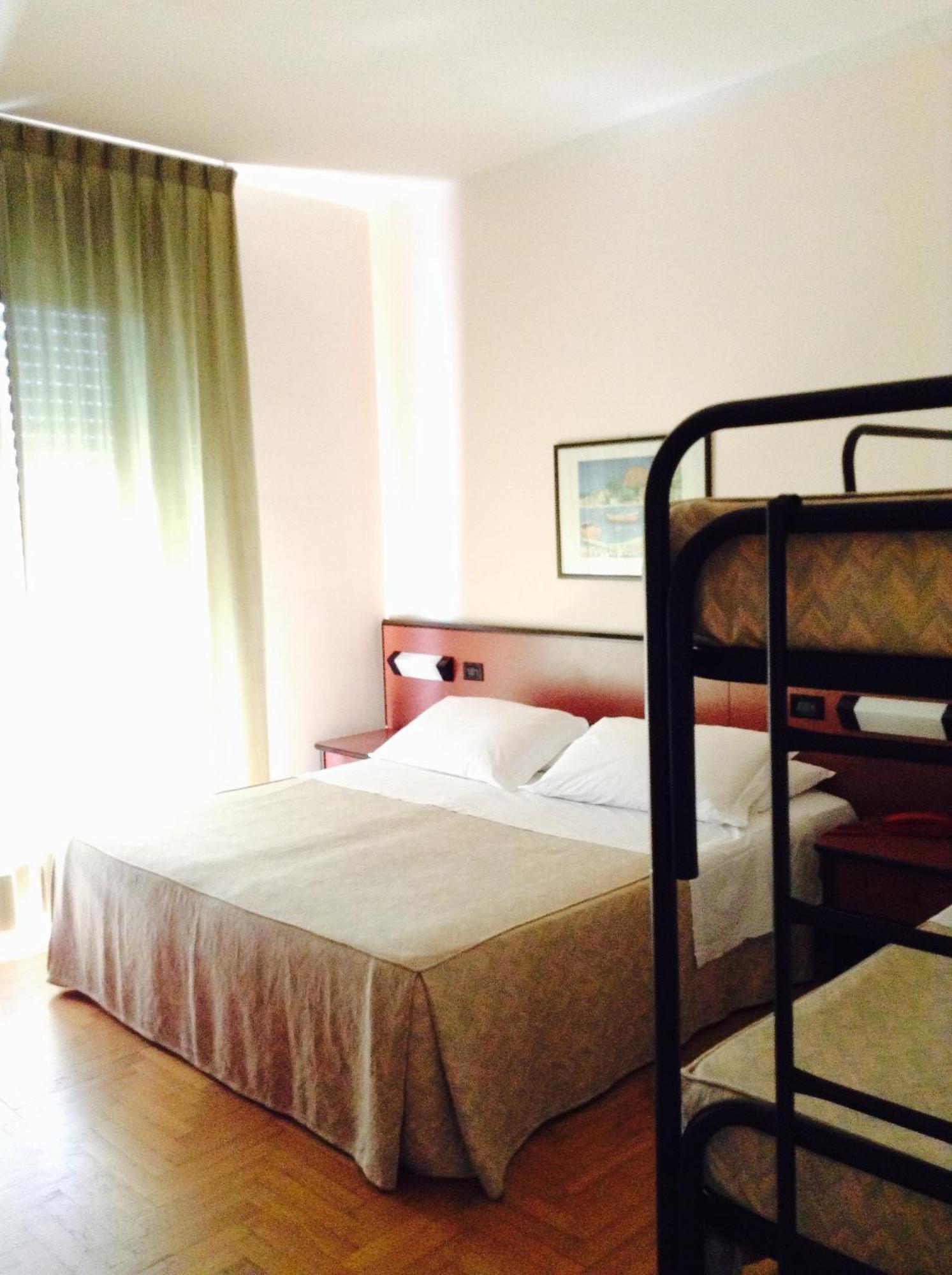 Hotel Du Parc Atri Kültér fotó